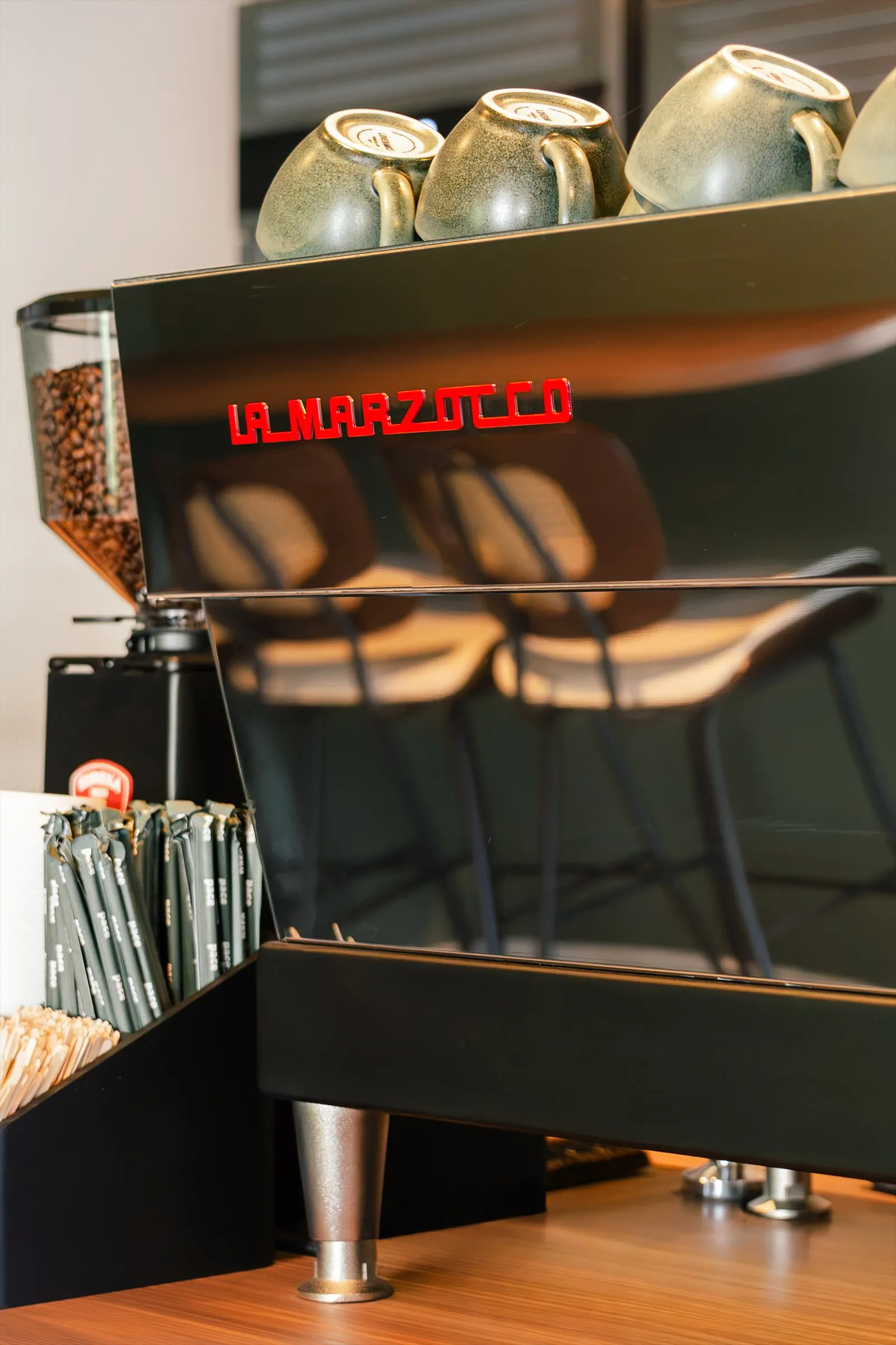 La machine à espresso La Marzocco du comptoir